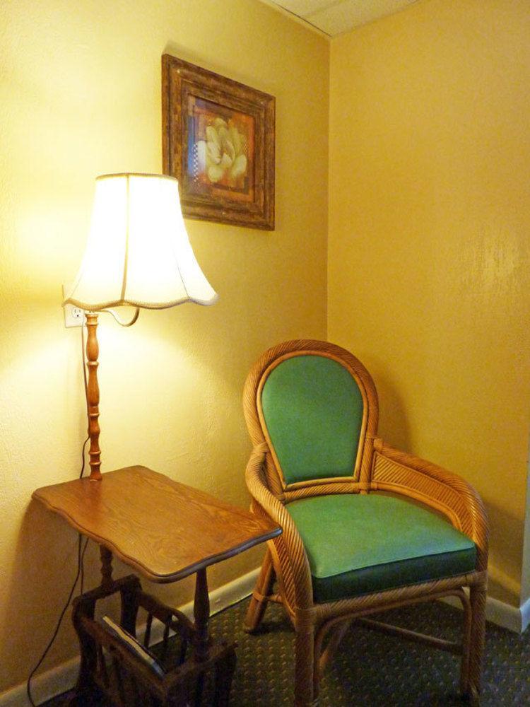 Ocean Breeze Motel Myrtle Beach Bagian luar foto