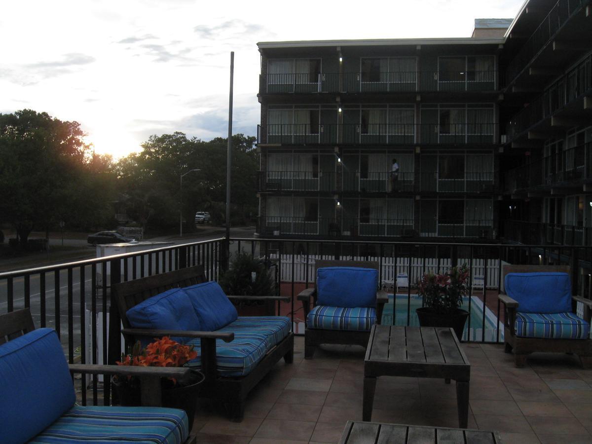 Ocean Breeze Motel Myrtle Beach Bagian luar foto